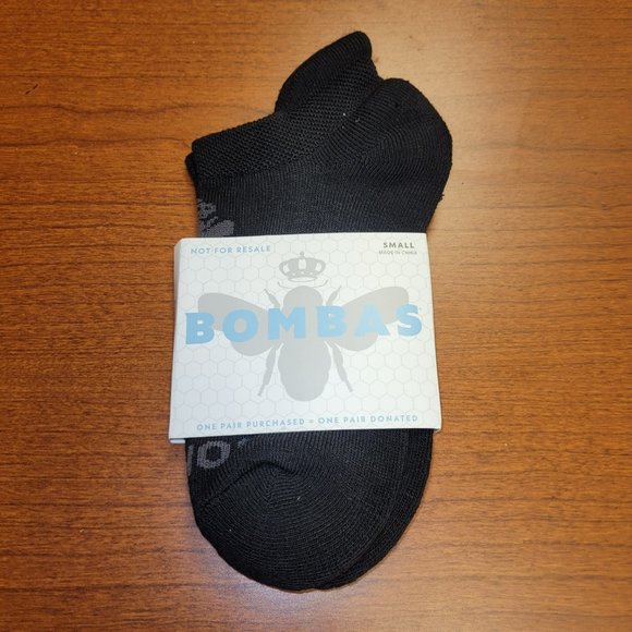 Bombas Socks Women's Small Solids Ankle Sock Qty 2 Pairs New - Picture 3 of 9